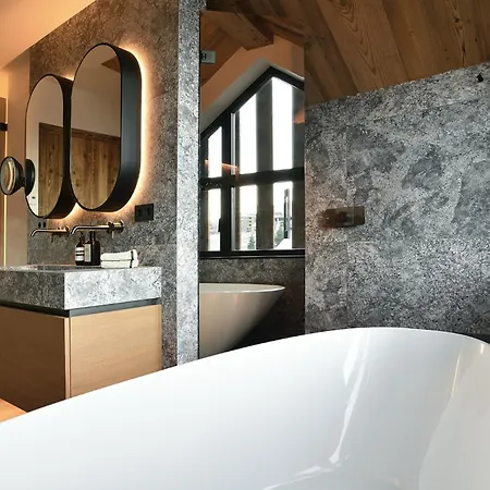 Homency - White Stone L'utop Apartment *