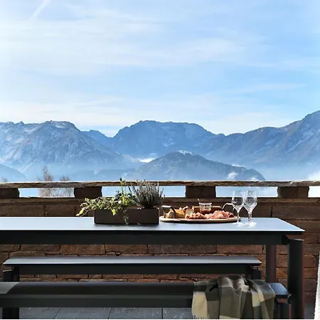 Homency - White Stone L'utop Apartment